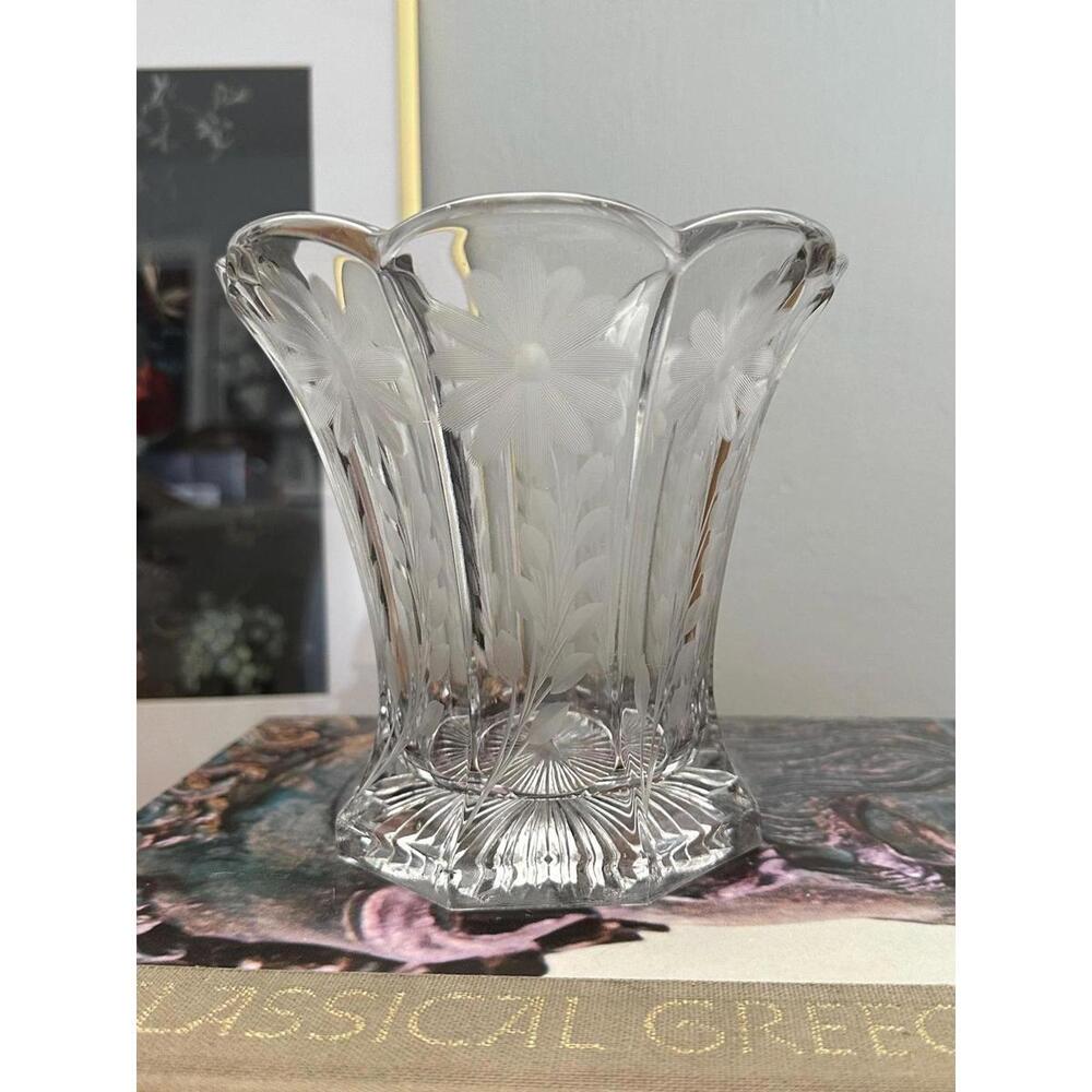 Vintage Etched Glass Vase With A Daisy Design